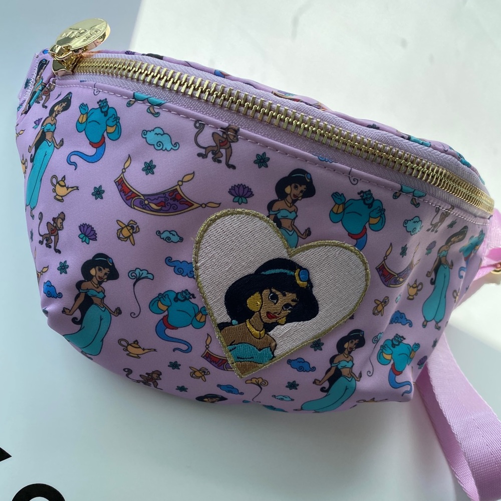 Jasmine Stoney clover Fanny